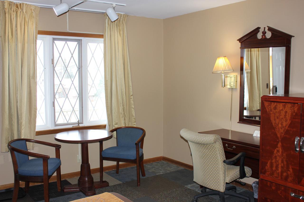 Econo Lodge Oskaloosa Luaran gambar