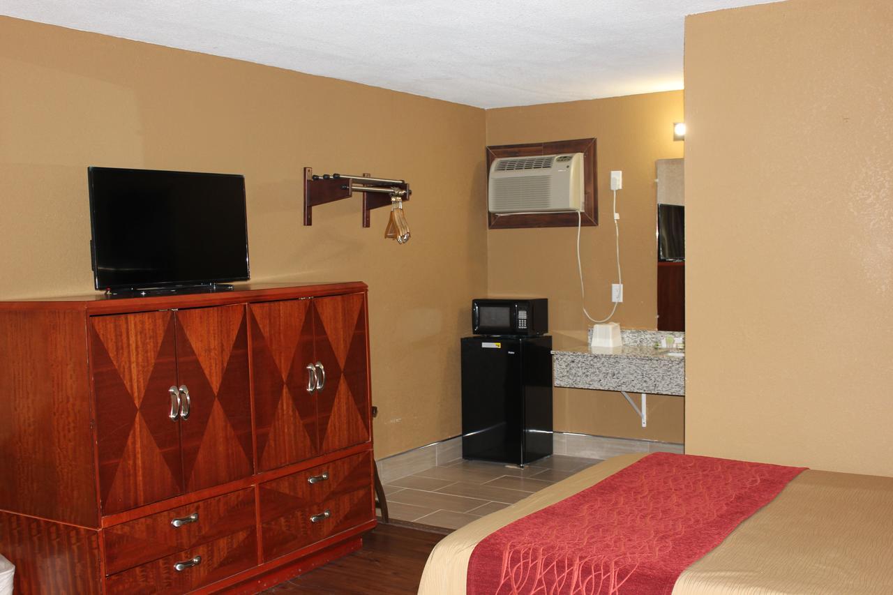 Econo Lodge Oskaloosa Luaran gambar