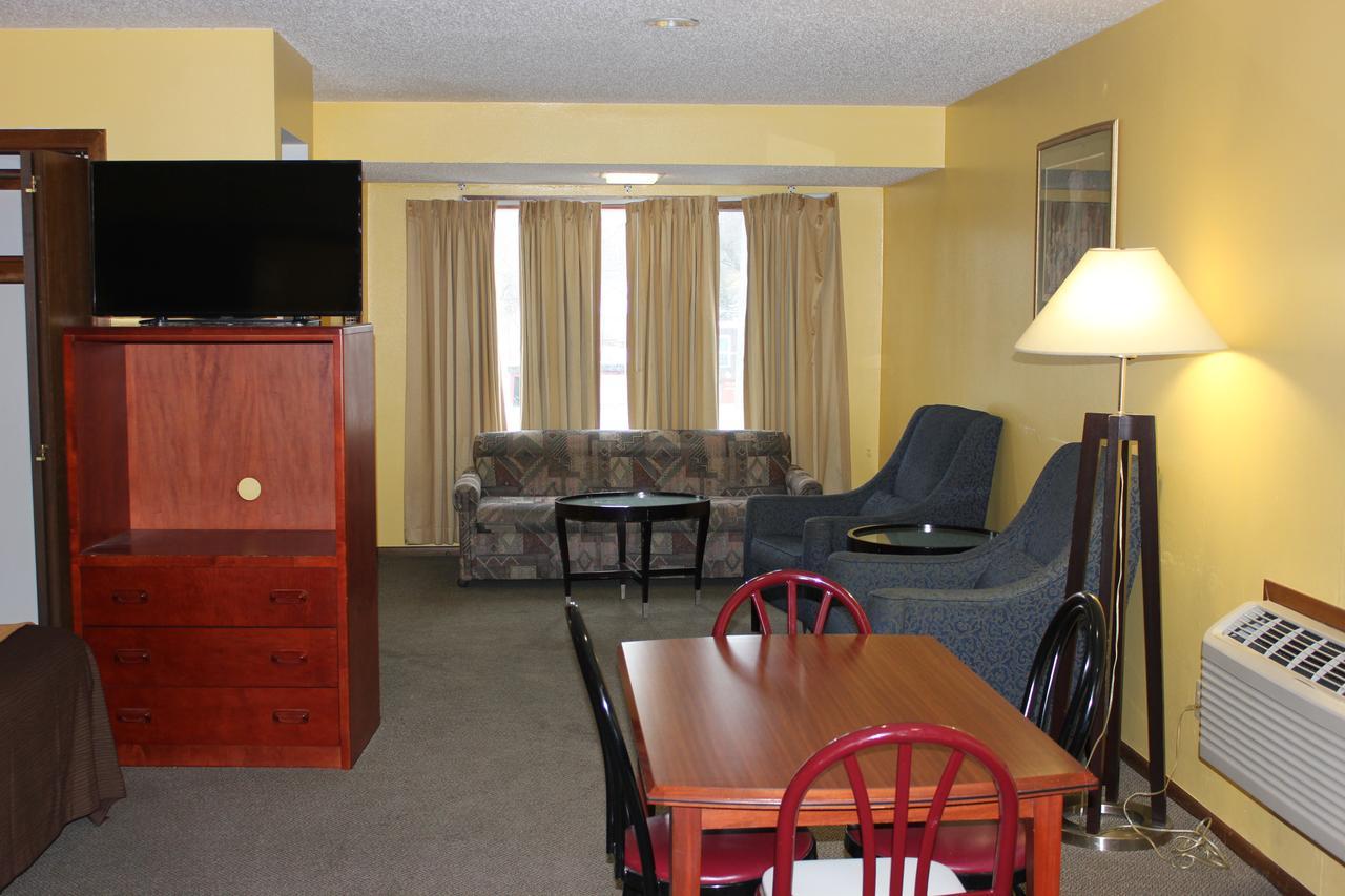 Econo Lodge Oskaloosa Luaran gambar