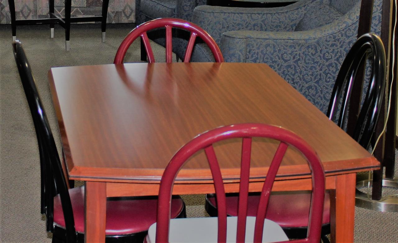Econo Lodge Oskaloosa Luaran gambar